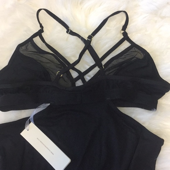 Naked princess Camilla body suit WILLING TO TRADE - Picture 5 of 7